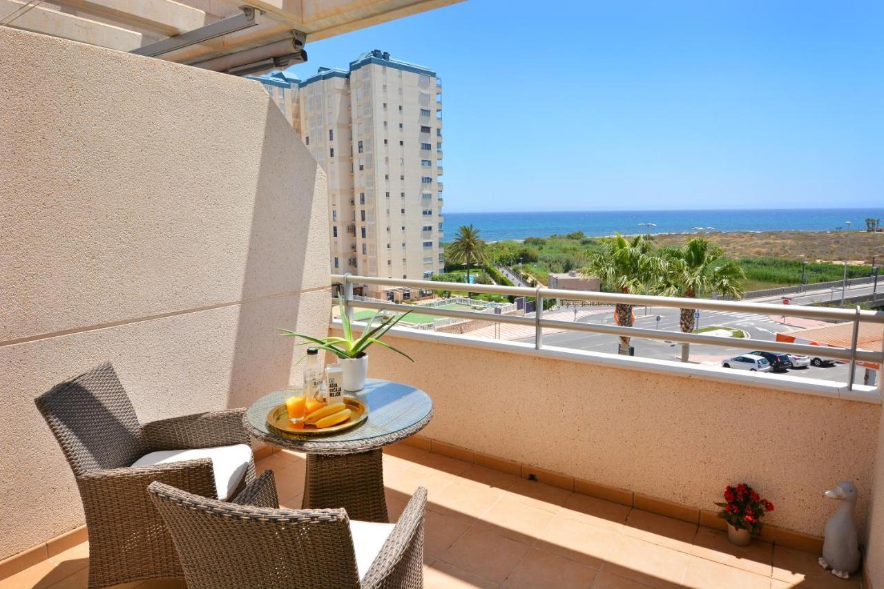 Luxury Beachfront Penthouse By Nras إل كامبيلو المظهر الخارجي الصورة