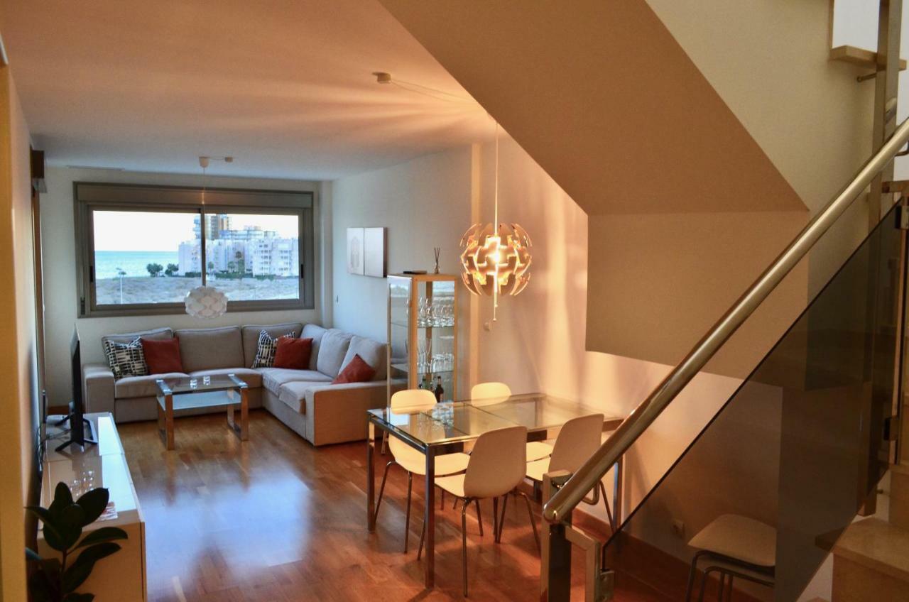 Luxury Beachfront Penthouse By Nras إل كامبيلو المظهر الخارجي الصورة